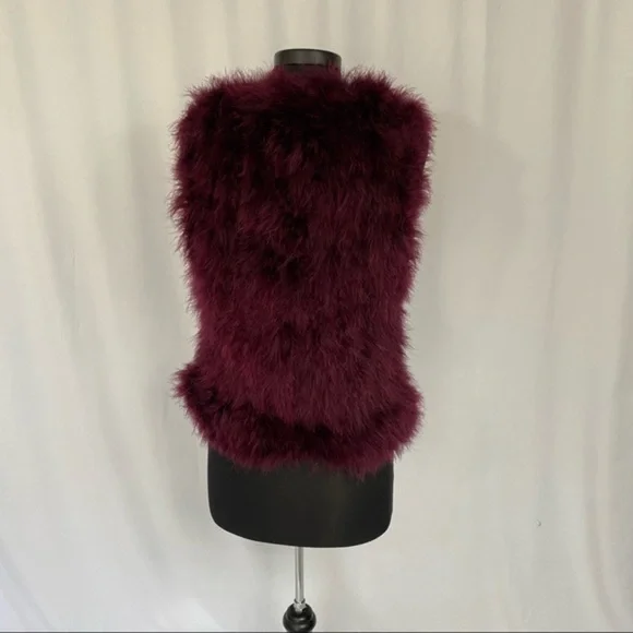 CLUB Monaco Purple Feathered Vest in Size Medium - Picture 3 of 3